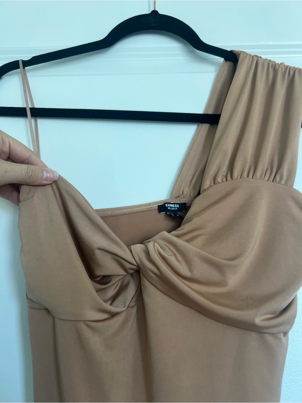 Express One-Shoulder Draped Bodysuit - Tan - Picture 4 of 6